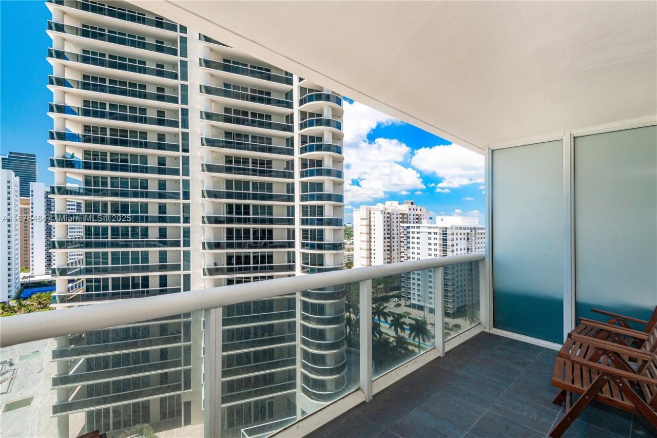 1830 S Ocean Dr, Unit 1605, Hallandale Beach, FL 33009 Photo