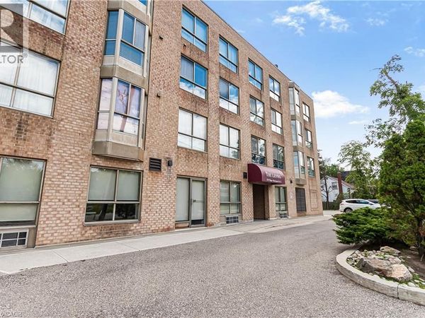 249 MAJOR MACKENZIE Drive East, Unit 106, Richmond Hill, ON L4C9M8