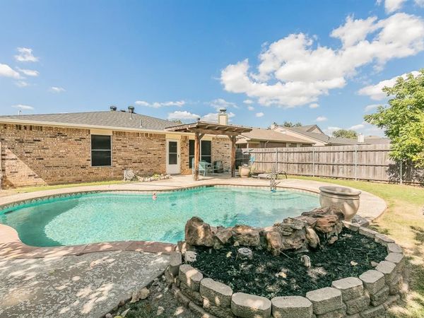 8736 Trinity Vista Trail, Fort Worth, TX 76053