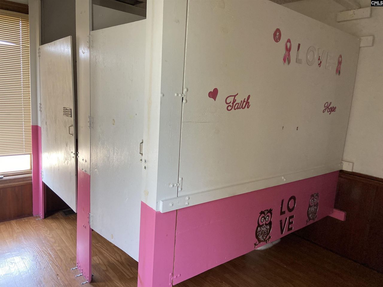 1115 Bluff Industrial Photo 8