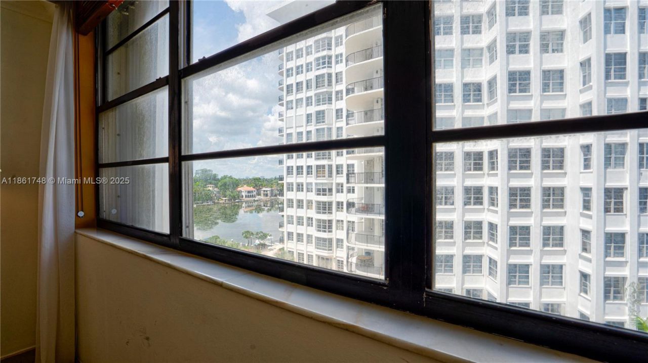 5640 Collins Ave, Unit 6B, Miami Beach, FL 33140 Photo