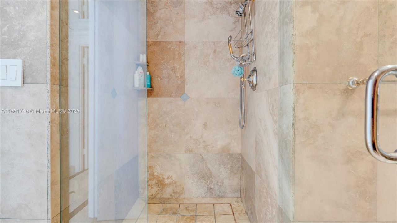 5640 Collins Ave, Unit 6B, Miami Beach, FL 33140 Photo