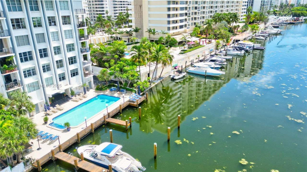 5640 Collins Ave, Unit 6B, Miami Beach, FL 33140 Photo