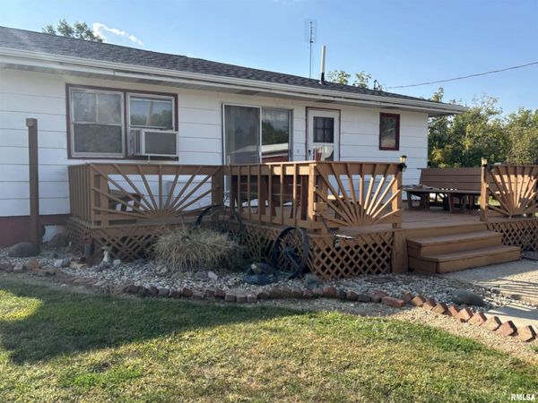 10206 E County Highway 14 Road, Lewistown, IL 61542