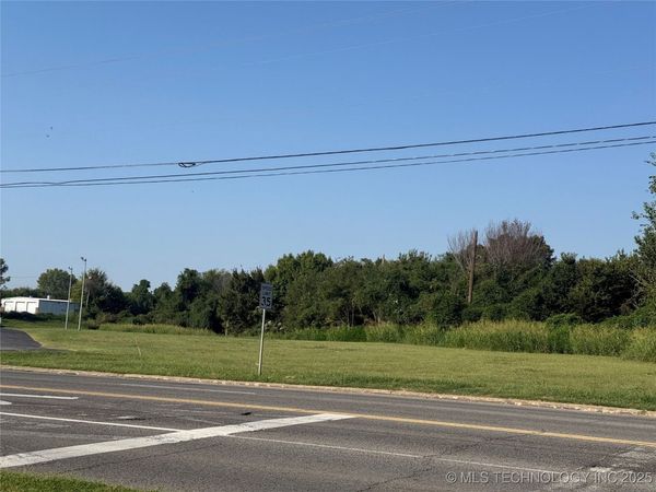 1813 N York, Muskogee, OK 74403