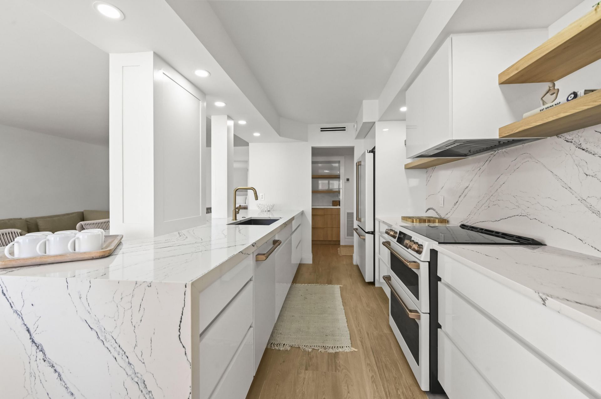 5480 N Ocean Drive, Unit B5b, Singer Island, FL 33404 Photo