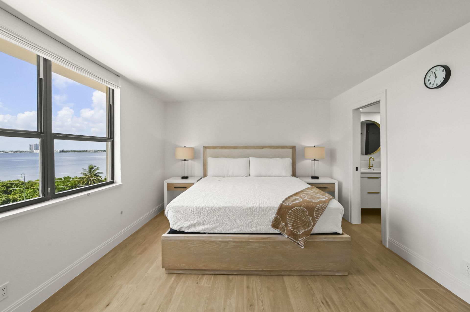 5480 N Ocean Drive, Unit B5b, Singer Island, FL 33404 Photo