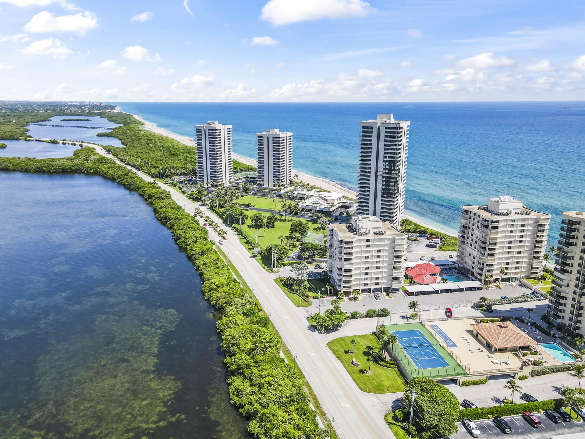 5480 N Ocean Drive, Unit B5b, Singer Island, FL 33404 Photo