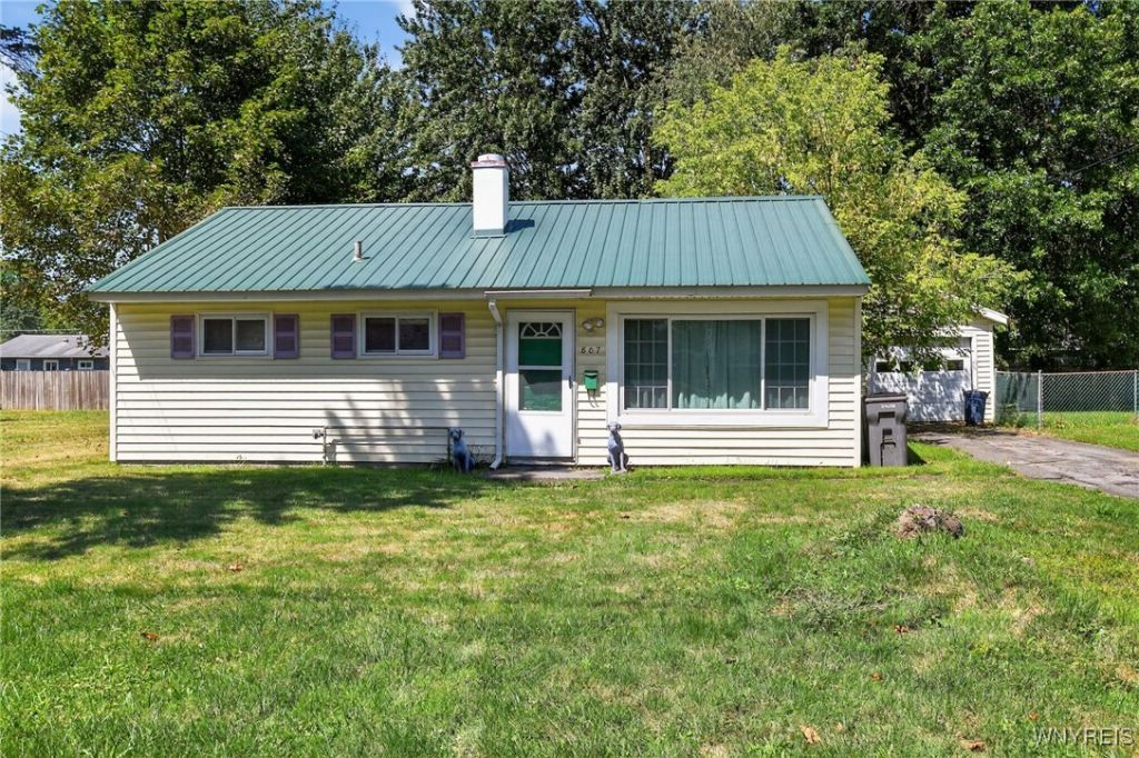 807 Amherst Drive, Rome, NY 13440 Main Photo