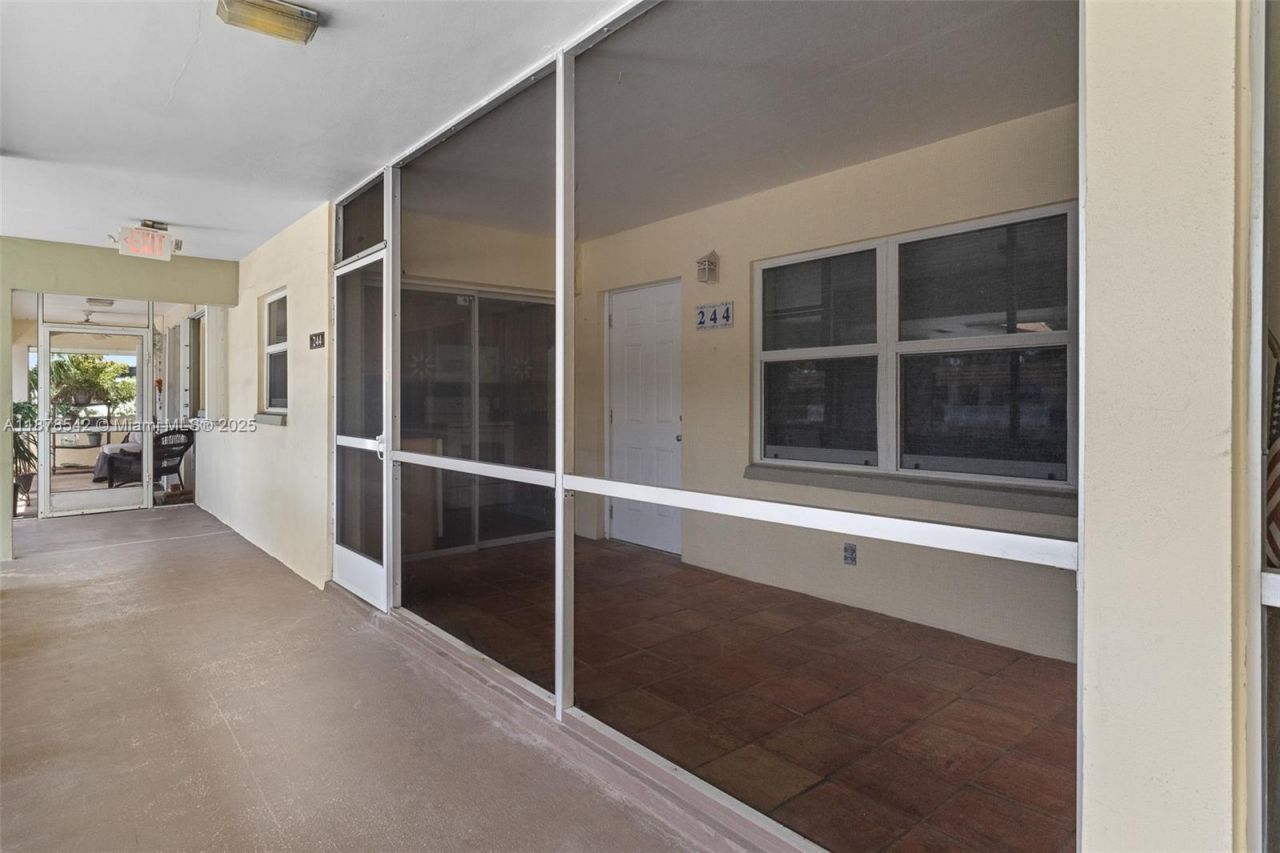 1340 NE 28th Ave, Unit 244, Pompano Beach, FL 33062 Photo