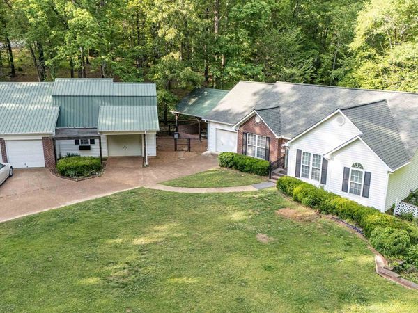 66 WOODRUN DR, Middleton, TN 38052
