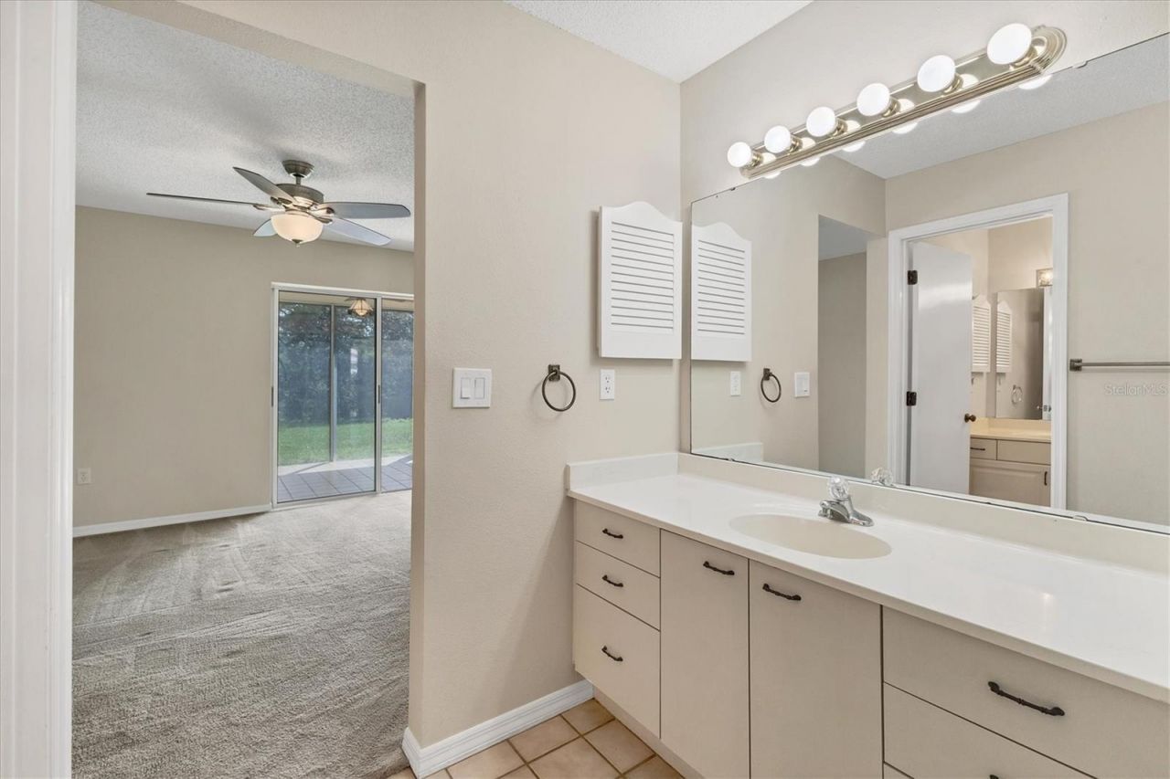 3244 Ringwood Meadow, Unit 77, Sarasota, FL 34235 Photo
