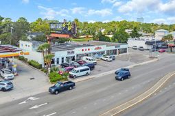 1609 N Kings Hwy. photo 4