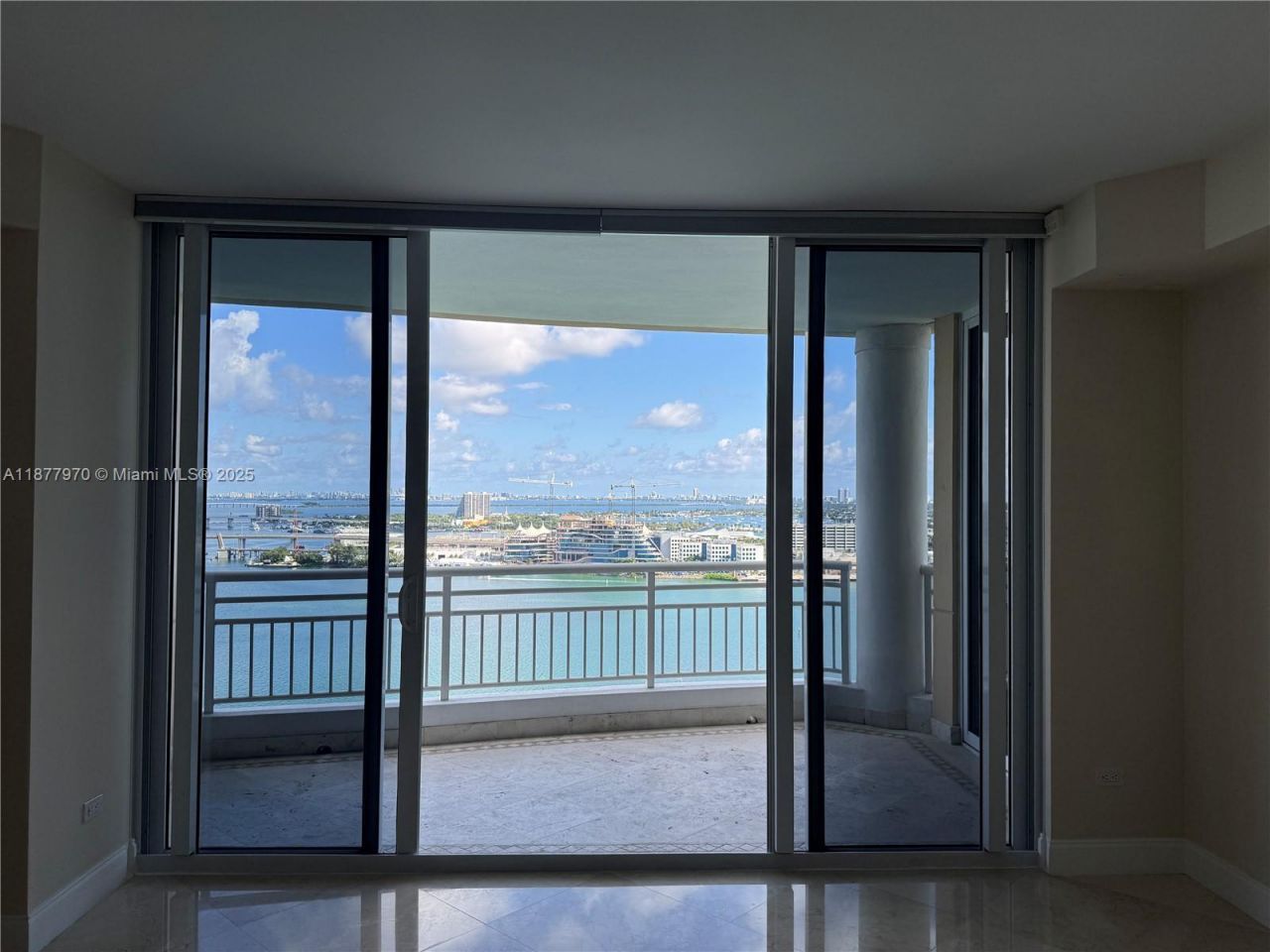 848 Brickell Key Dr, Unit 2502, Miami, FL 33131 Photo