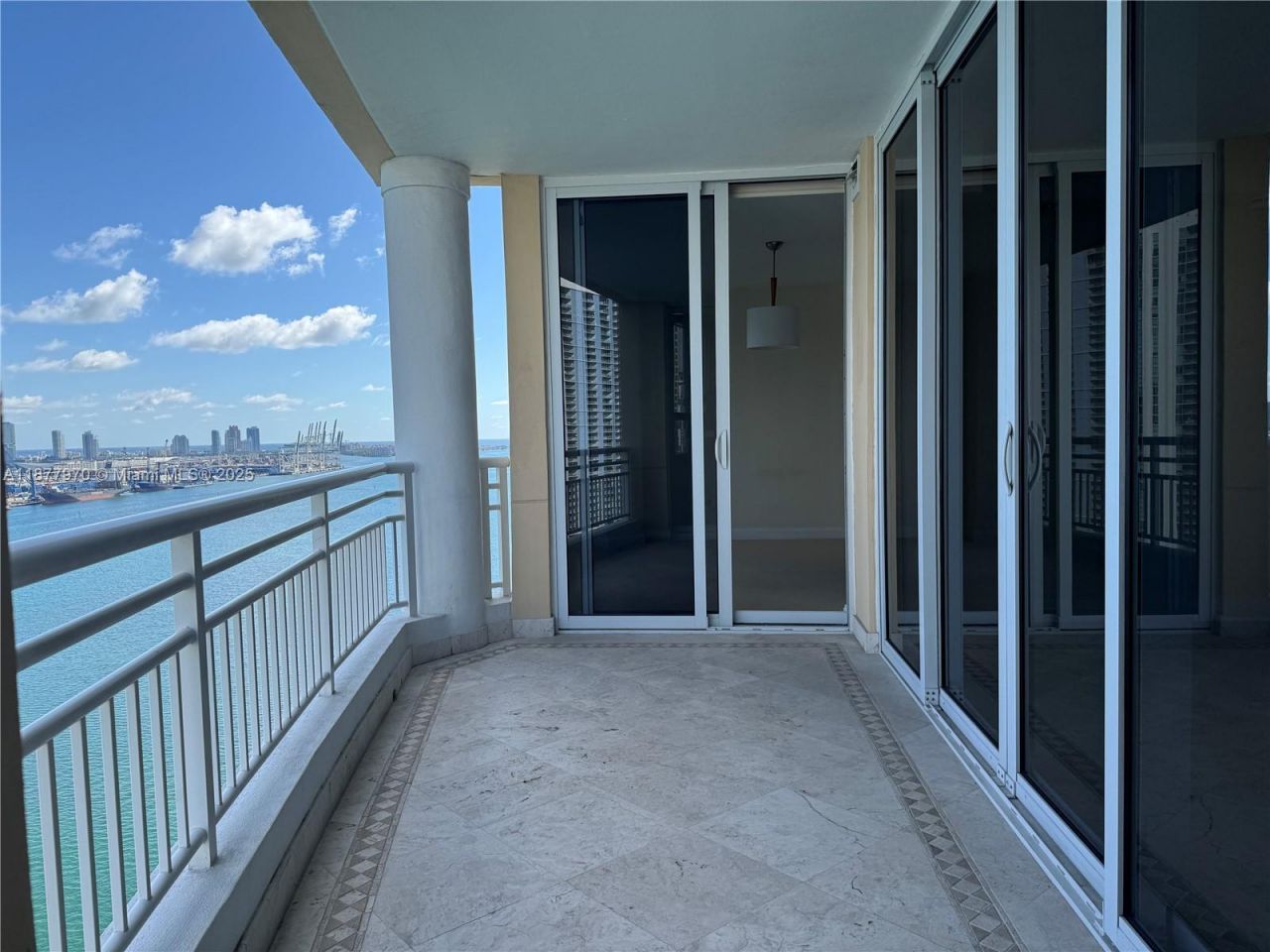 848 Brickell Key Dr, Unit 2502, Miami, FL 33131 Photo