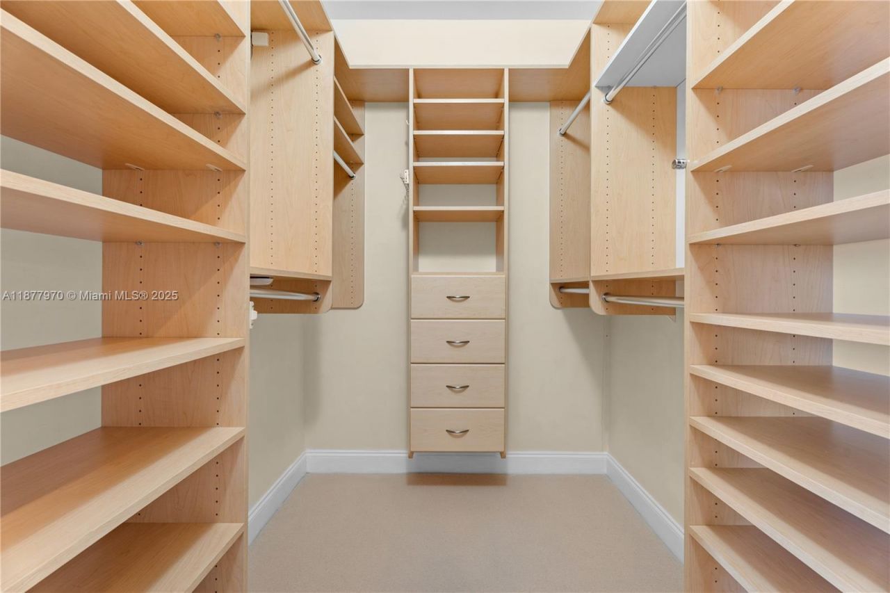 848 Brickell Key Dr, Unit 2502, Miami, FL 33131 Photo