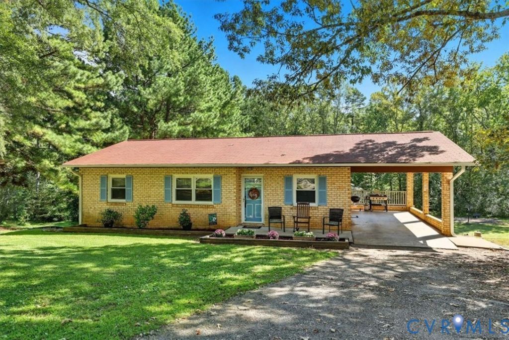 237 Craddock Street Boydton, VA 23917