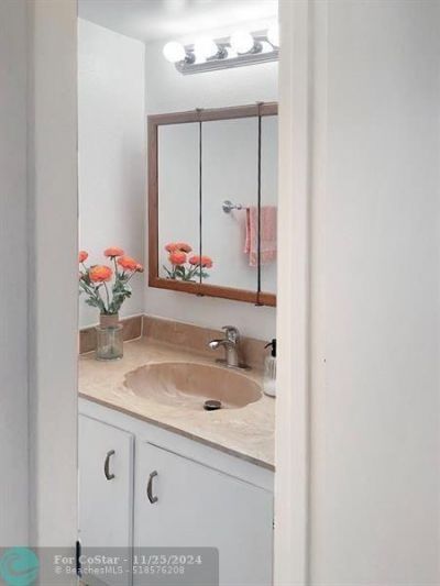 2800 Somerset Drive, Unit 201 j, Lauderdale Lakes, FL 33311 Photo