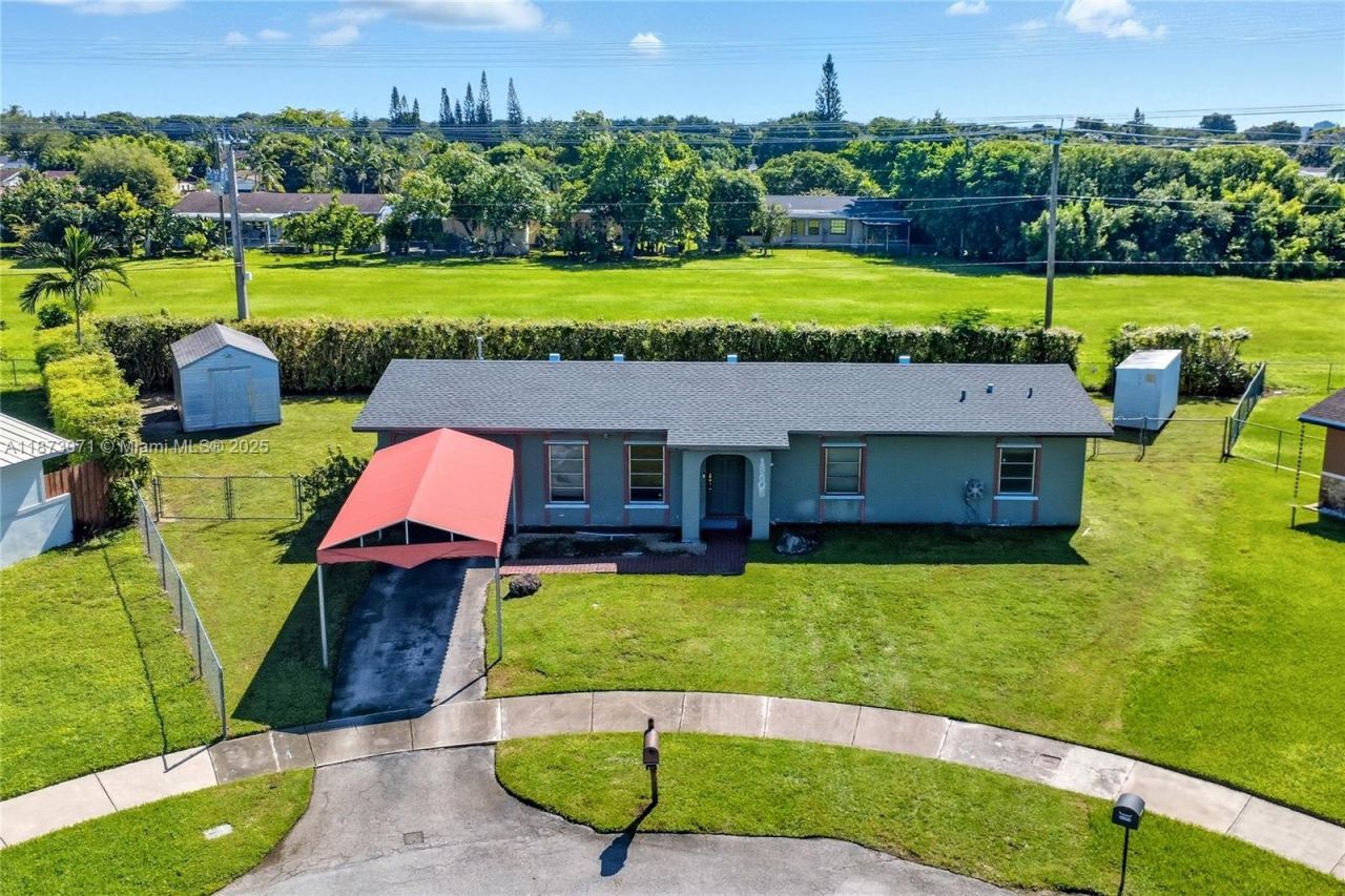 13605 SW 73rd Ter, Miami, FL 33183 Photo