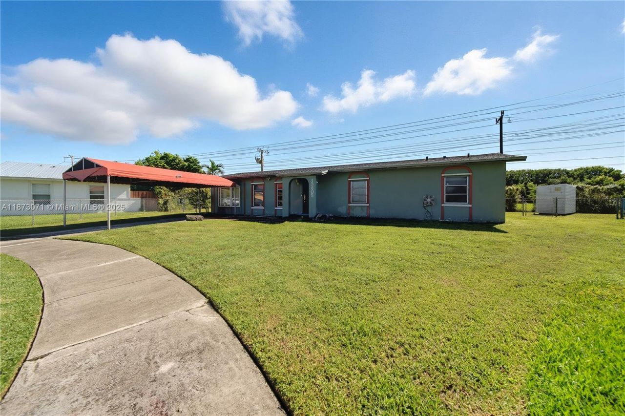 13605 SW 73rd Ter, Miami, FL 33183 Photo