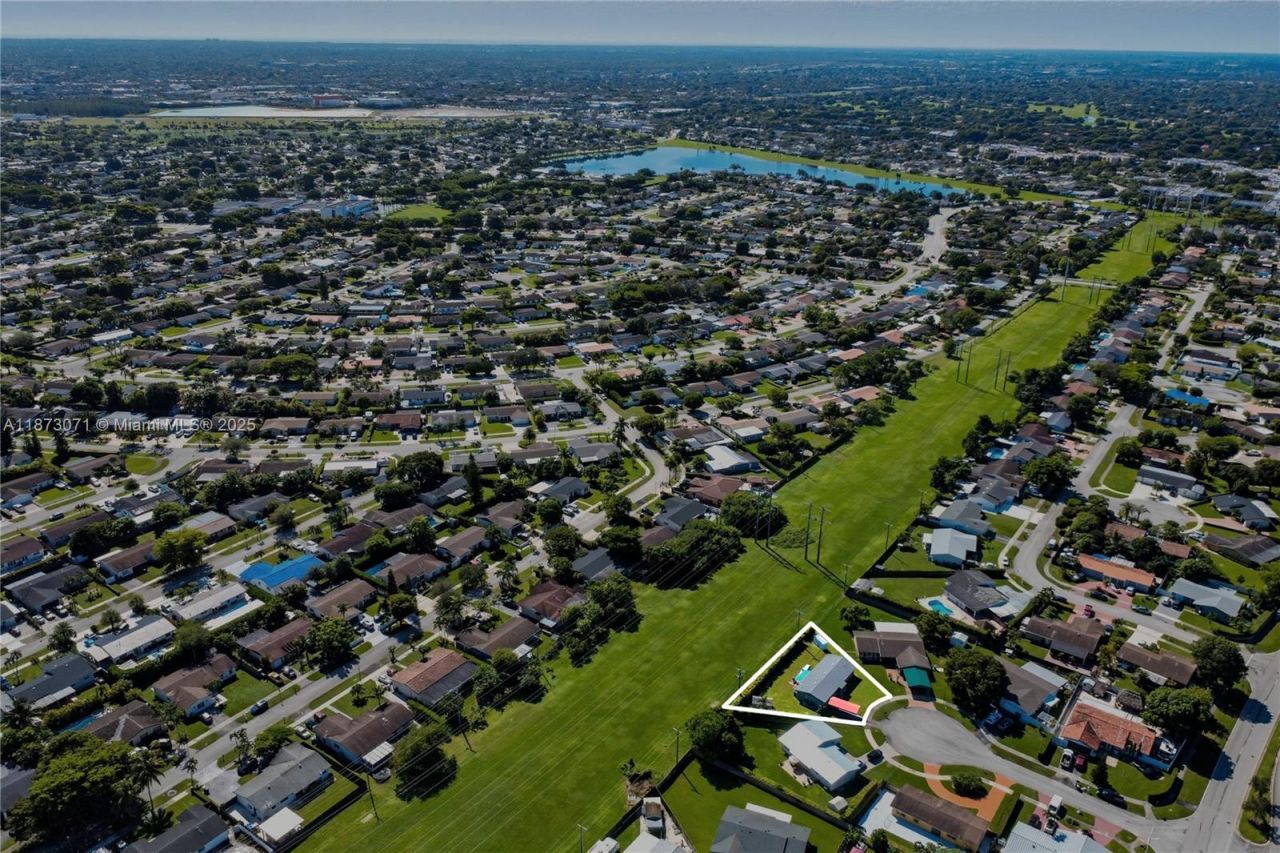 13605 SW 73rd Ter, Miami, FL 33183 Photo