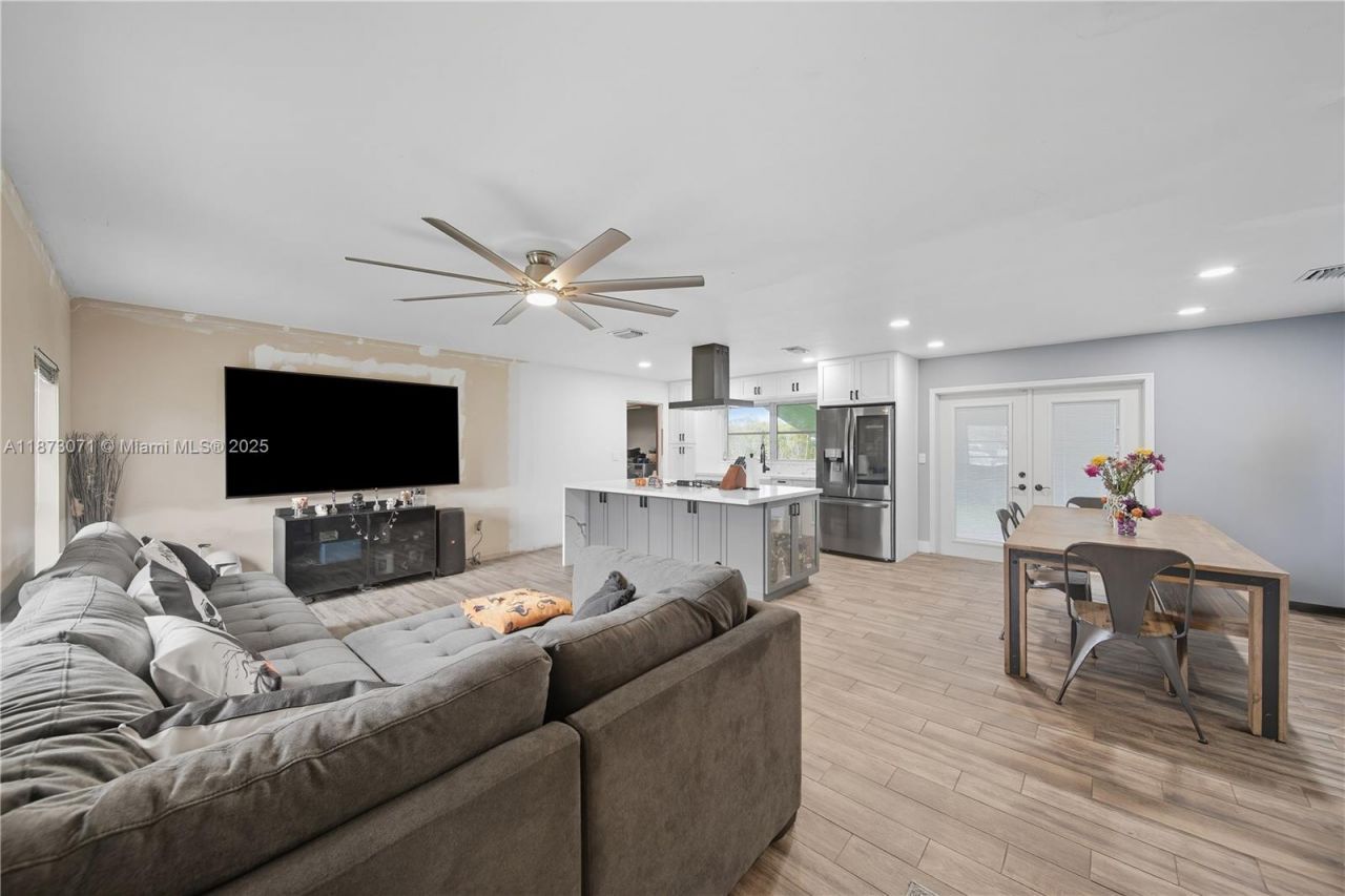 13605 SW 73rd Ter, Miami, FL 33183 Photo