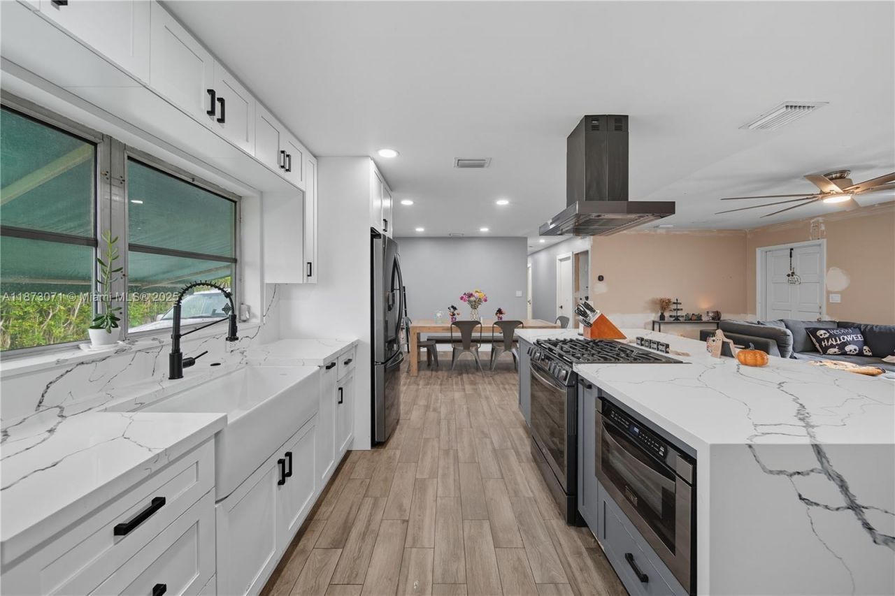 13605 SW 73rd Ter, Miami, FL 33183 Photo