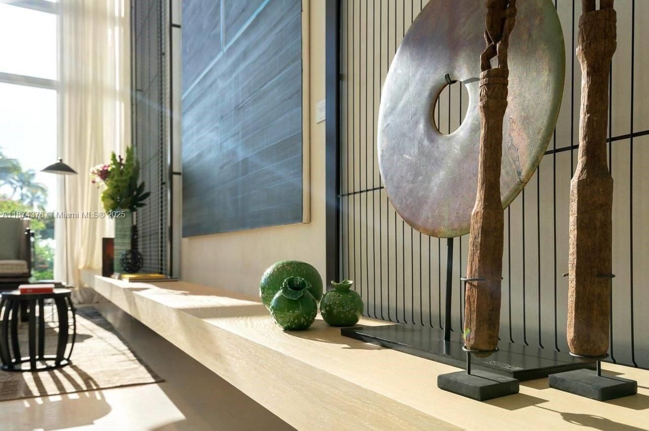 10203 Collins Ave, Unit 1105, Bal Harbour, FL 33154 Photo