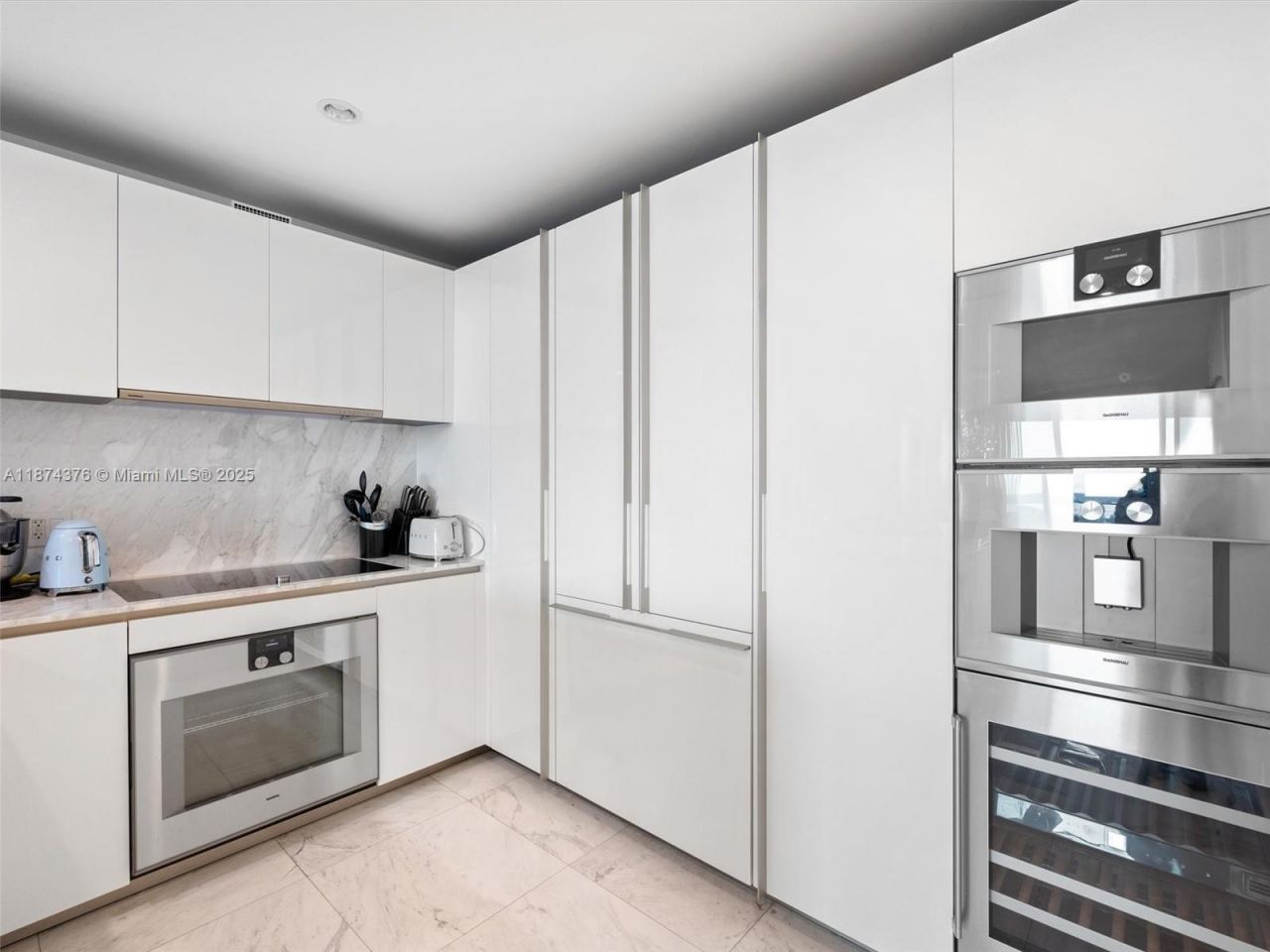 10203 Collins Ave, Unit 1105, Bal Harbour, FL 33154 Photo