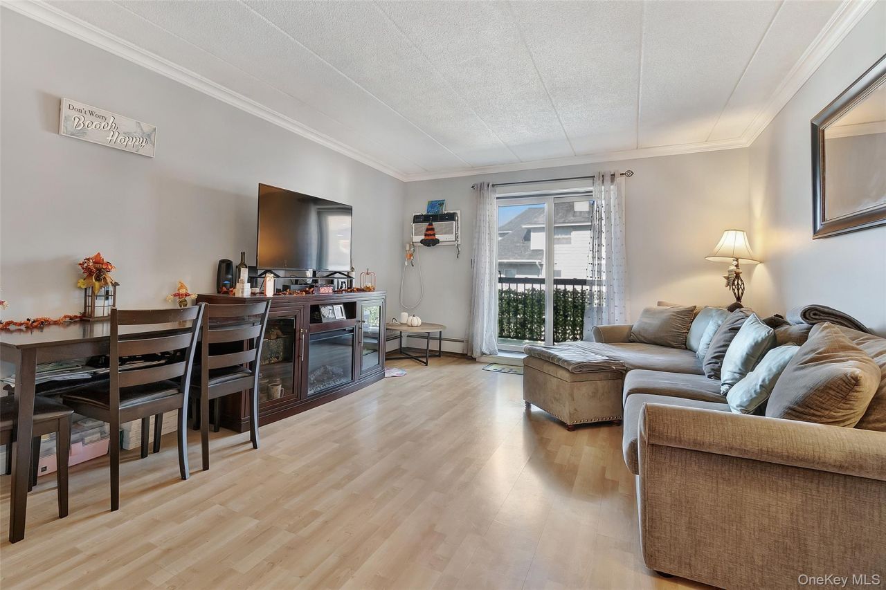 138 Beach 125th Street, Unit 3C, Belle Harbor, NY 11694 Main Photo