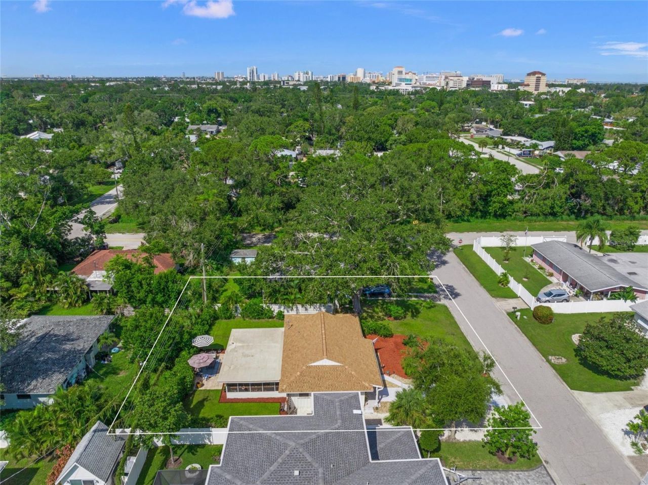 2616 Martin Street, Sarasota, FL 34237 Photo