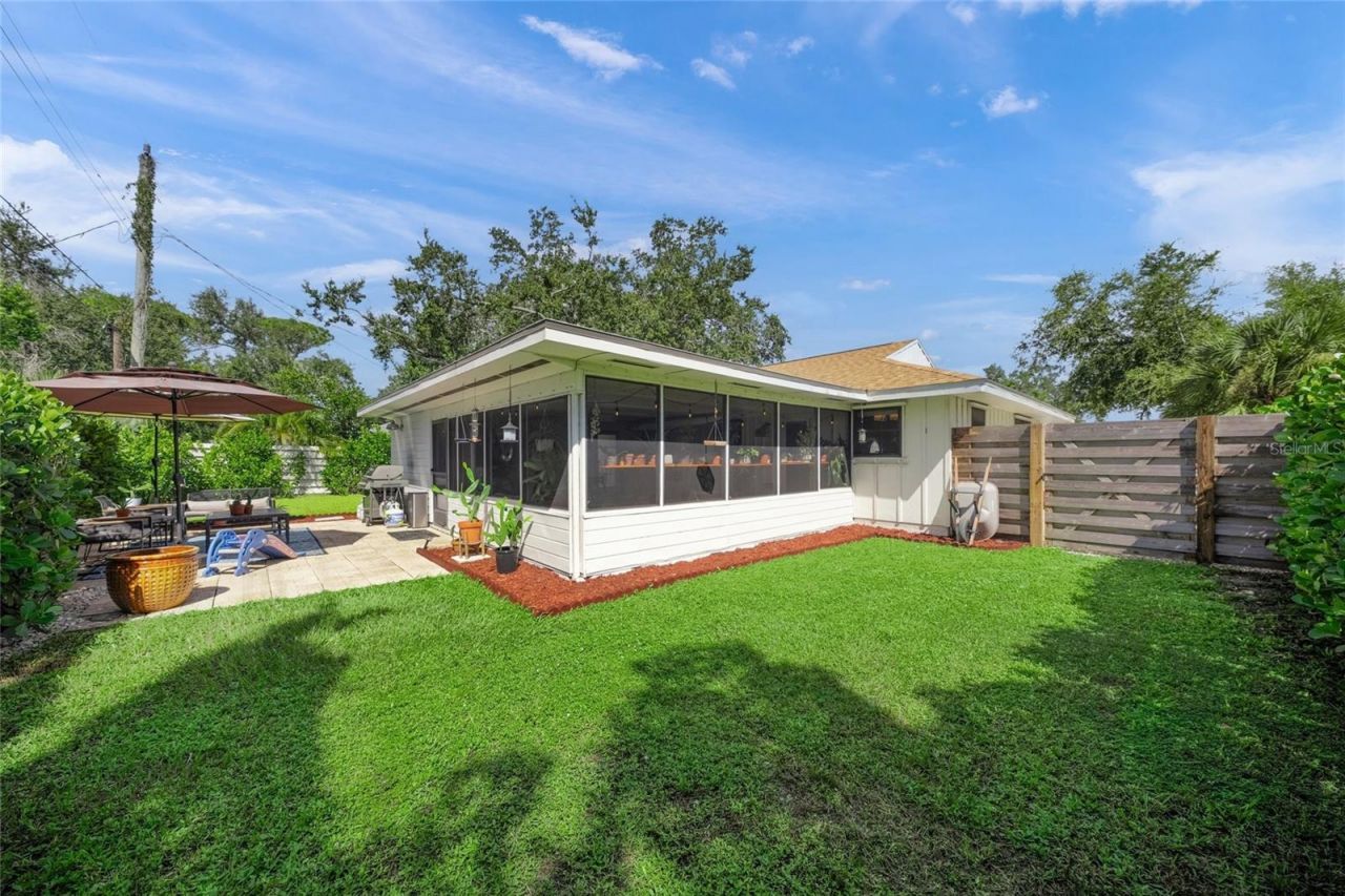 2616 Martin Street, Sarasota, FL 34237 Photo