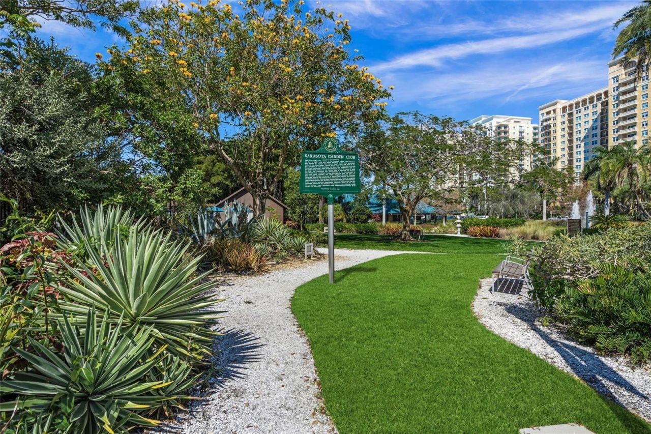 2616 Martin Street, Sarasota, FL 34237 Photo