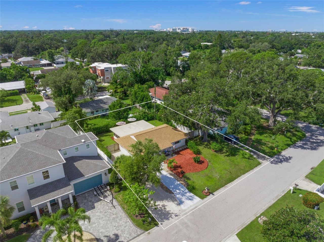 2616 Martin Street, Sarasota, FL 34237 Photo