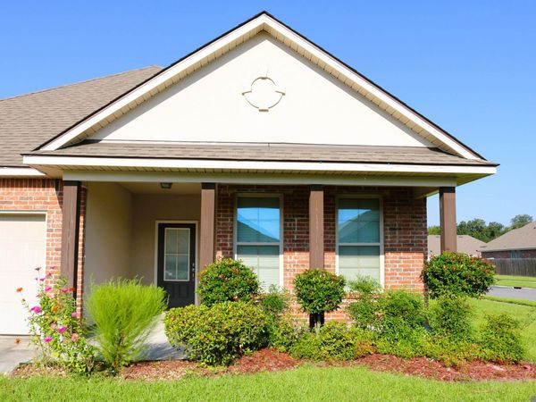 7569 Cherrybark Oak Dr, Gonzales, LA 70737