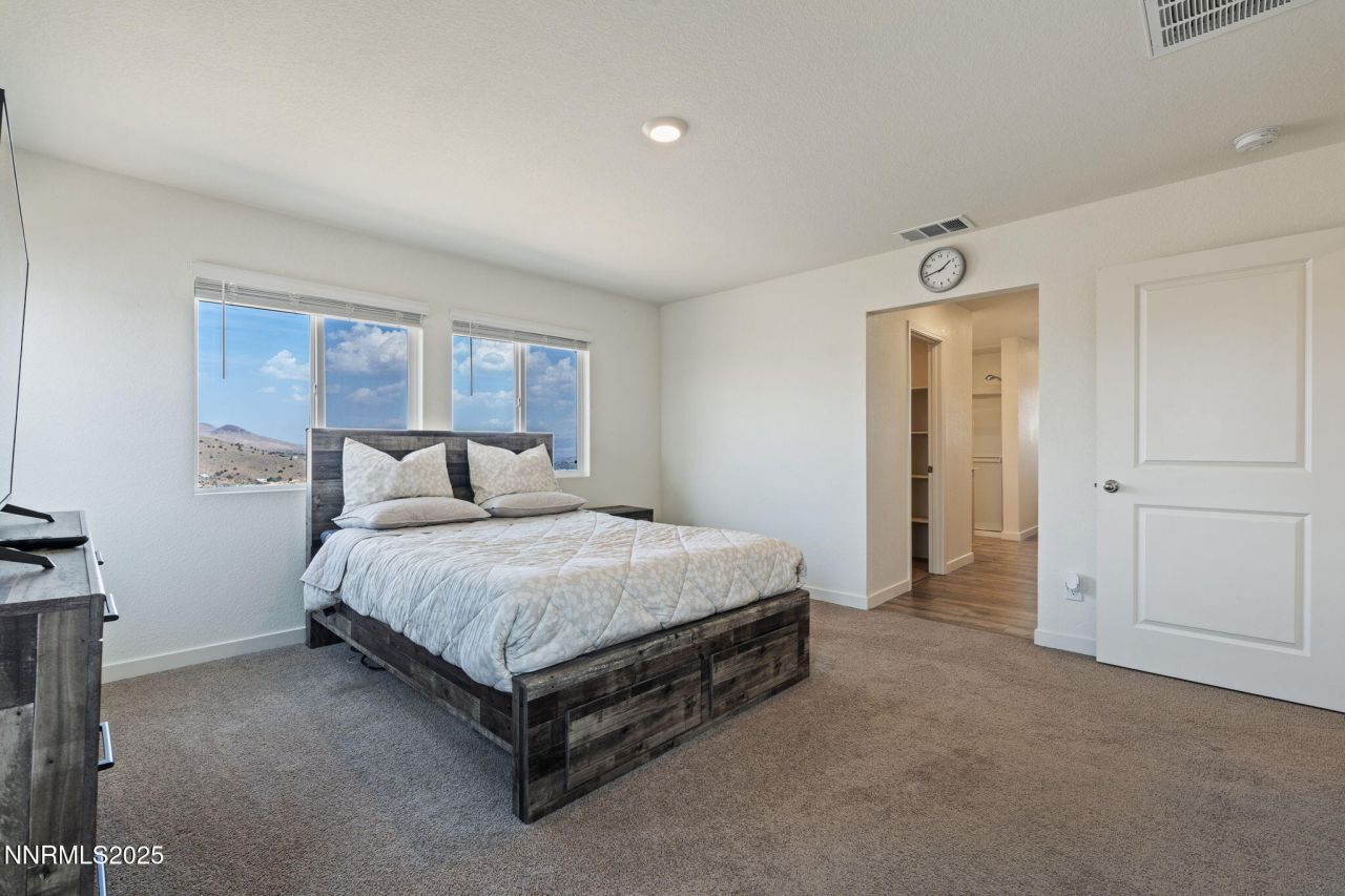 2105 Painted Sky Way, Sun Valley, NV 89433 Photo