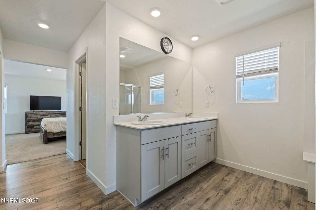 2105 Painted Sky Way, Sun Valley, NV 89433 Photo