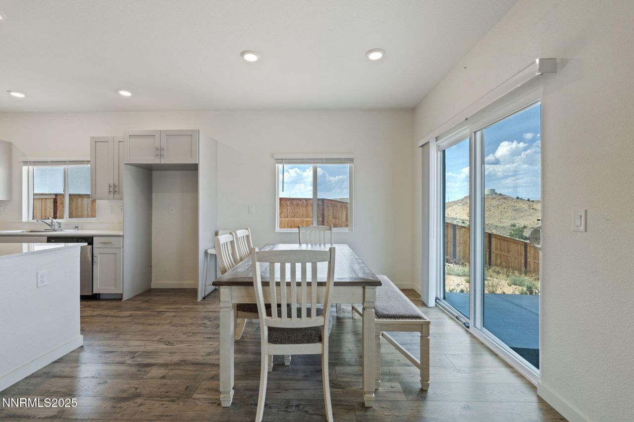 2105 Painted Sky Way, Sun Valley, NV 89433 Photo