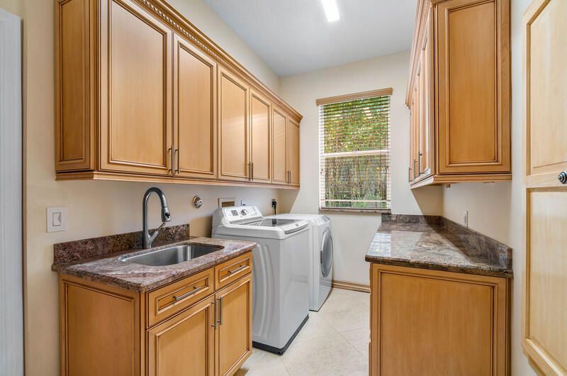 12 Martinique Cove, Palm Beach Gardens, FL 33418 Photo