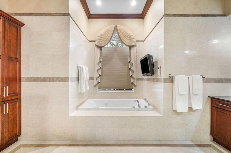 12 Martinique Cove, Palm Beach Gardens, FL 33418 Photo