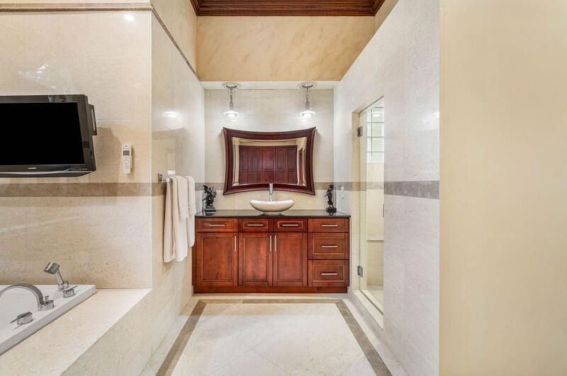 12 Martinique Cove, Palm Beach Gardens, FL 33418 Photo