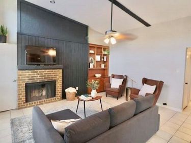 2708 McCart Avenue, Fort Worth, TX 76110