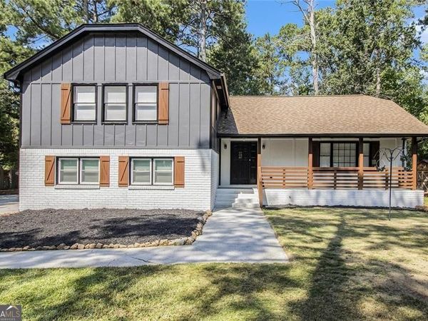 2180 E Chester Circle SE, Conyers, GA 30013