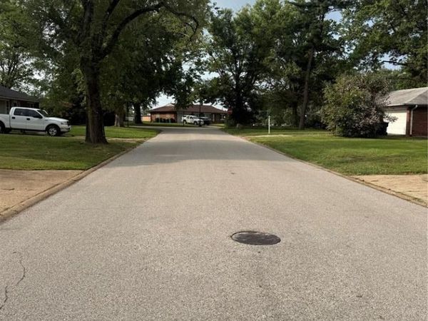 9908 Norbridge Lane, St Louis, MO 63137