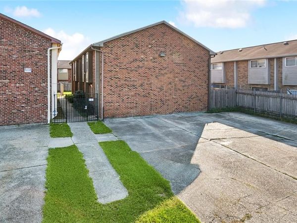 8017 BULLARD Avenue, New Orleans, LA 70128