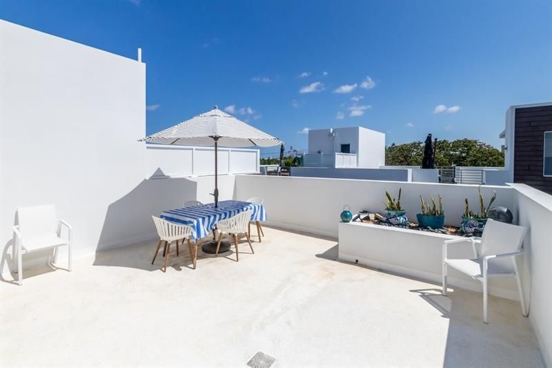 700 NE 14th Ave, Unit 208, Fort Lauderdale, FL 33304 Photo