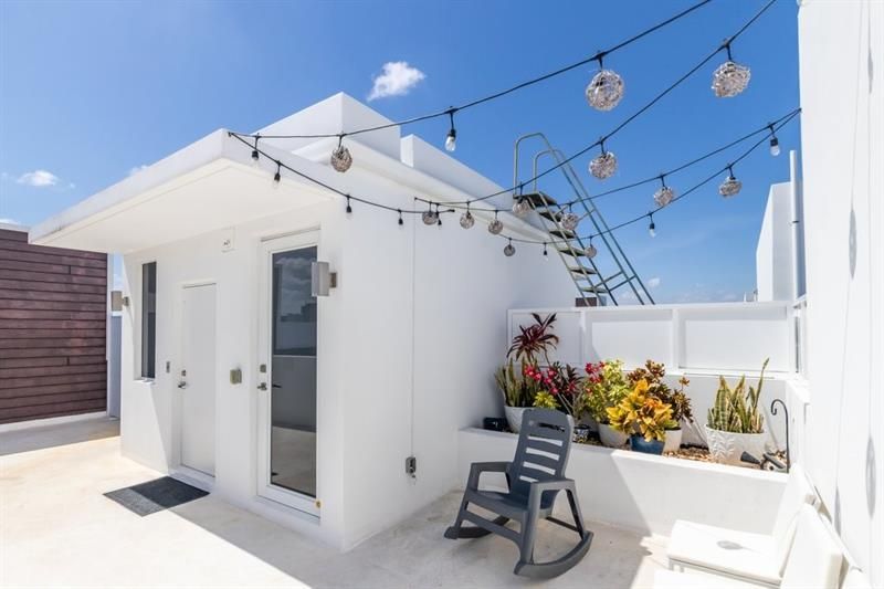 700 NE 14th Ave, Unit 208, Fort Lauderdale, FL 33304 Photo