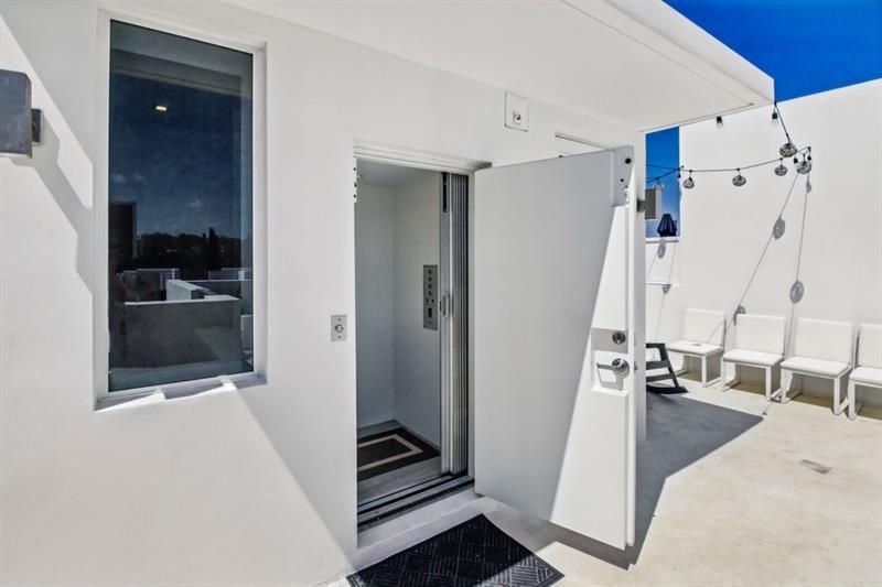 700 NE 14th Ave, Unit 208, Fort Lauderdale, FL 33304 Photo