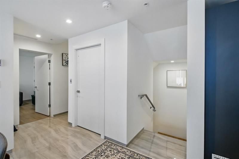 700 NE 14th Ave, Unit 208, Fort Lauderdale, FL 33304 Photo