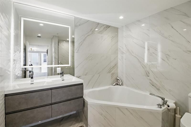 700 NE 14th Ave, Unit 208, Fort Lauderdale, FL 33304 Photo